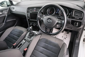 Универсал Volkswagen Golf 2014 года, 1039000 рублей, Красноярск