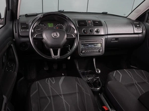 Хетчбэк Skoda Fabia 2014 года, 699000 рублей, Воронеж