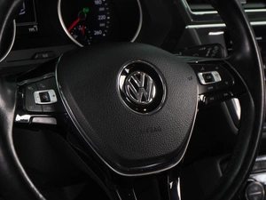 Внедорожник Volkswagen Tiguan 2020 года, 3649000 рублей, Воронеж