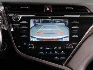 Седан Toyota Camry 2018 года, 2799000 рублей, Тюмень