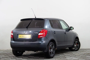Хетчбэк Skoda Fabia 2010 года, 499000 рублей, Сургут