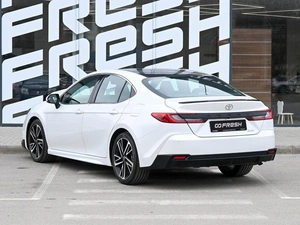 Седан Toyota Camry 2024 года, 4200000 рублей, Волгоград