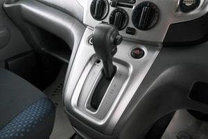 Минивэн Nissan NV200 2010 года, 1119000 рублей, Красноярск