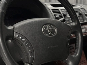 Седан Toyota Camry 2005 года, 845000 рублей, Красноярск