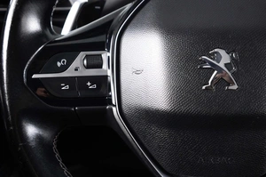 Внедорожник Peugeot 3008 2021 года, 2429000 рублей, Пермь