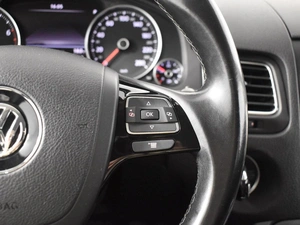 Внедорожник Volkswagen Touareg 2012 года, 2499900 рублей, Казань