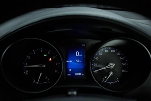 Внедорожник Toyota C-HR 2018 года, 2150000 рублей, Красноярск