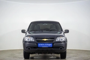 Внедорожник Chevrolet Niva 2018 года, 819000 рублей, Оренбург