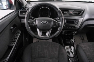 Седан Kia Rio 2012 года, 839000 рублей, Красноярск