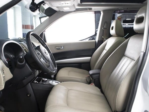 Внедорожник Nissan X-Trail 2011 года, 1350000 рублей, Омск