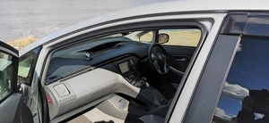 Лифтбек Toyota Prius 2011 года, 1050000 рублей, Канск