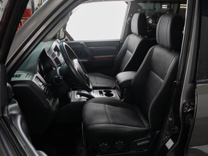 Внедорожник Mitsubishi Pajero 2011 года, 1680000 рублей, Тюмень
