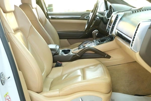 Внедорожник Porsche Cayenne S 2015 года, 3209000 рублей, Омск