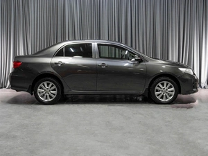Седан Toyota Corolla 2011 года, 1139000 рублей, Тюмень