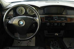 Седан BMW 5 серия 2006 года, 1269000 рублей, Омск