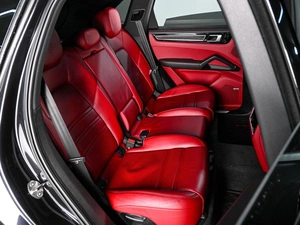 Внедорожник Porsche Cayenne S 2018 года, 6890000 рублей, Аксай