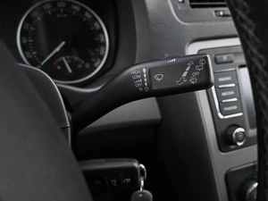 Лифтбек Skoda Octavia 2011 года, 949000 рублей, Кирилловка