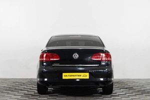 Седан Volkswagen Passat 2011 года, 1099000 рублей, Сургут