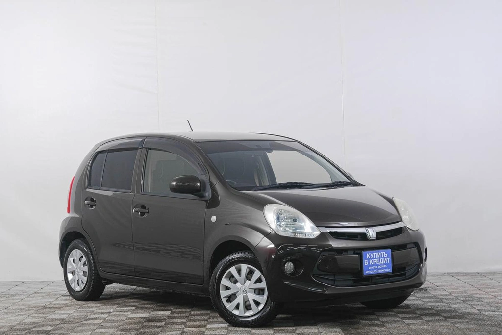 Хетчбэк Toyota Passo 2015 года, 989000 рублей, Кемерово