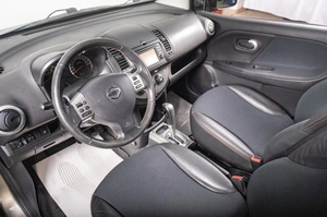 Хетчбэк Nissan Note 2010 года, 739000 рублей, Томск