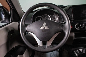 Пикап Mitsubishi L200 2011 года, 1199000 рублей, Сургут