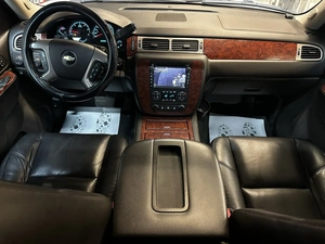 Внедорожник Chevrolet Tahoe 2013 года, 2287000 рублей, Красноярск