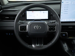 Внедорожник Toyota RAV4 2026 года, 4149434 рублей, Москва