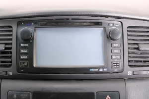 Лифтбек Toyota Corolla 2006 года, 759000 рублей, Омск
