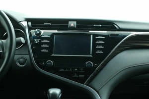 Седан Toyota Camry 2019 года, 3130000 рублей, Красноярск
