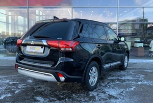 Внедорожник Mitsubishi Outlander 2022 года, 2675000 рублей, Солонцы