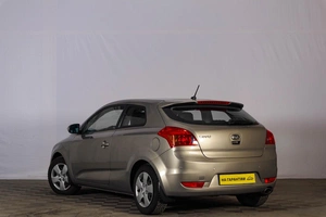 Хетчбэк Kia Ceed 2010 года, 929000 рублей, Тюмень