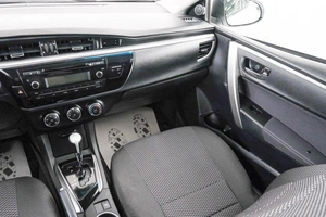 Седан Toyota Corolla 2013 года, 1299000 рублей, Красноярск