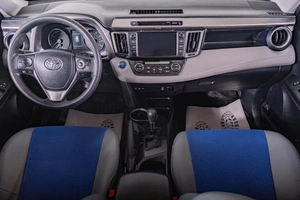 Внедорожник Toyota RAV4 2017 года, 2779000 рублей, Томск