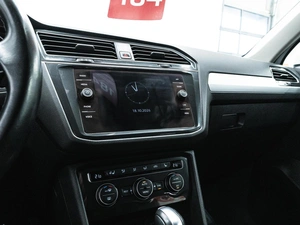 Внедорожник Volkswagen Tiguan 2019 года, 2349000 рублей, Красноярск