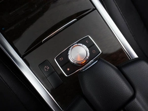 Седан Mercedes-benz E-класс 2013 года, 2499077 рублей, Москва