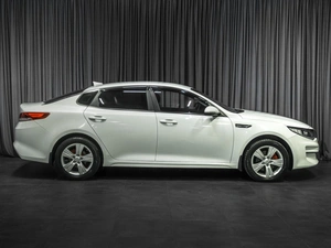 Седан Kia Optima 2017 года, 1609000 рублей, Тюмень
