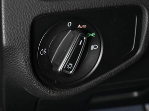 Хетчбэк Volkswagen Golf 2014 года, 1179000 рублей, Аксай