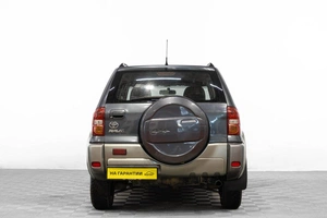 Внедорожник Toyota RAV4 2004 года, 789000 рублей, Барнаул