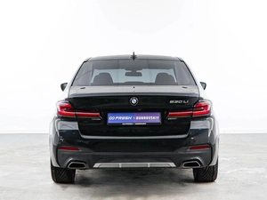 Седан BMW 5 серия 2022 года, 5449999 рублей, Москва