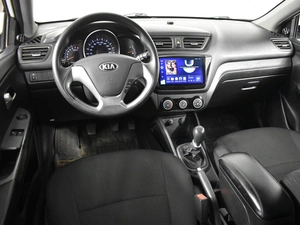 Седан Kia Rio 2016 года, 867100 рублей, Казань