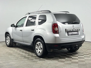 Внедорожник Renault Duster 2014 года, 692200 рублей, Казань