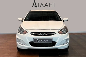 Седан Hyundai Solaris 2016 года, 769000 рублей, Красноярск