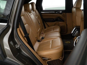Внедорожник Porsche Cayenne 2013 года, 3074046 рублей, Москва