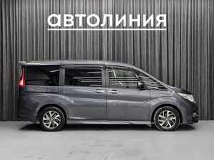 Минивэн Honda Stepwgn Spada 2016 года, 1749000 рублей, Красноярск