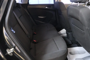 Универсал Opel Astra 2011 года, 769000 рублей, Омск