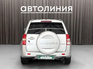 Внедорожник Suzuki Grand Vitara 2012 года, 1150000 рублей, Красноярск