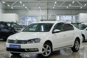 Седан Volkswagen Passat 2012 года, 1469000 рублей, Омск