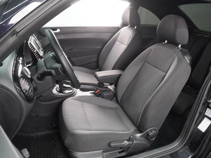 Хетчбэк Volkswagen Beetle 2013 года, 1272000 рублей, Воронеж