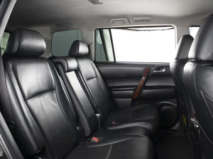 Внедорожник Toyota Highlander 2011 года, 1790000 рублей, Омск