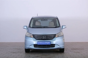 Минивэн Honda Freed 2010 года, 1049000 рублей, Омск